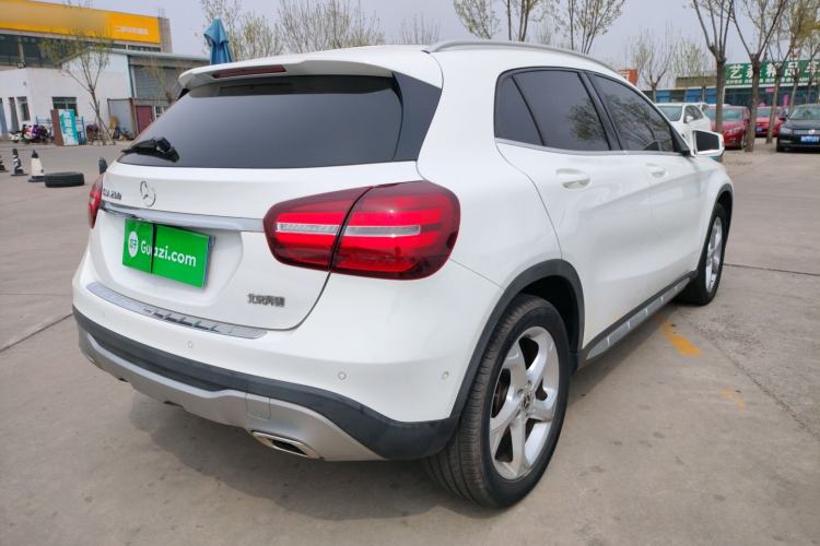 Used Mercedes-Benz GLA 2017 GLA 200 Sport Edition Rear Right 45 Deg
