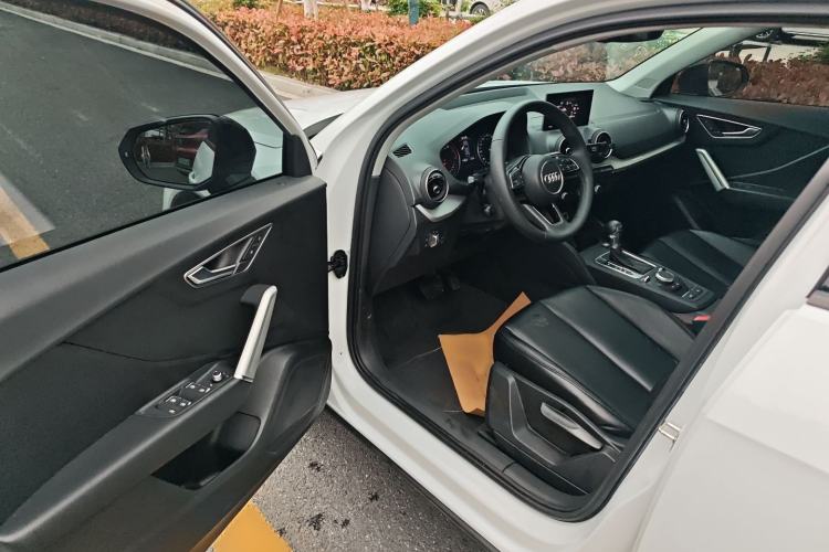 Used Audi Q2L 2021 35 TFSI Progressive Dynamic Edition Driver Seat