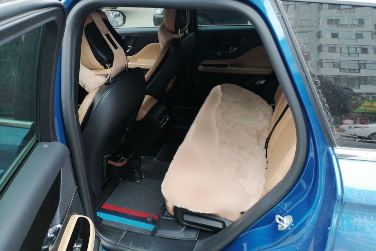 Used Lincoln Corsair 2021 2.0T Two-Wheel-Drive Luxury Edition Interior 4