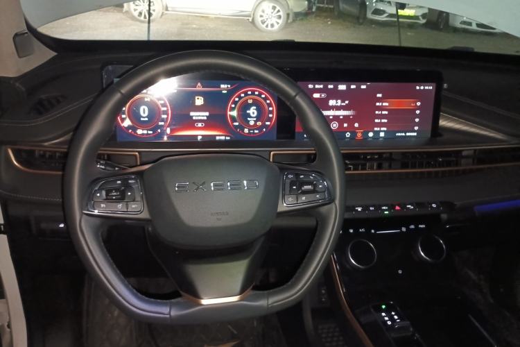 Used EXEED Zhuifeng C-DM 2022 1.5 TCI-DHT 105 km "Chengfeng Qi" Edition
