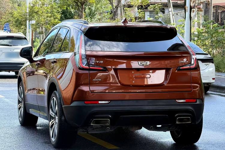 Used Cadillac XT4 2018 28T 4x4 Platinum Sport Edition
