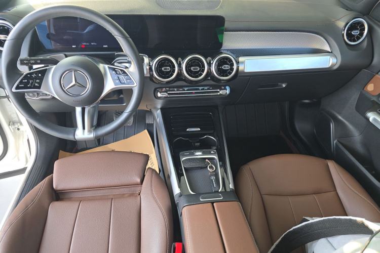 Used Mercedes-Benz GLB 2024-Year Restyled GLB 200 Dynamic Edition
