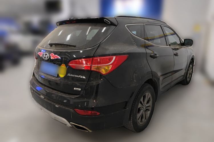 Used Hyundai Santa Fe 2013 2.4L Automatic 4x4 Comfort Edition Rear Right 45 Deg