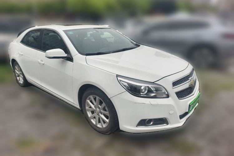 Used Chevrolet Malibu 2014 2.0L Automatic Luxury Edition Front Right 45 Deg