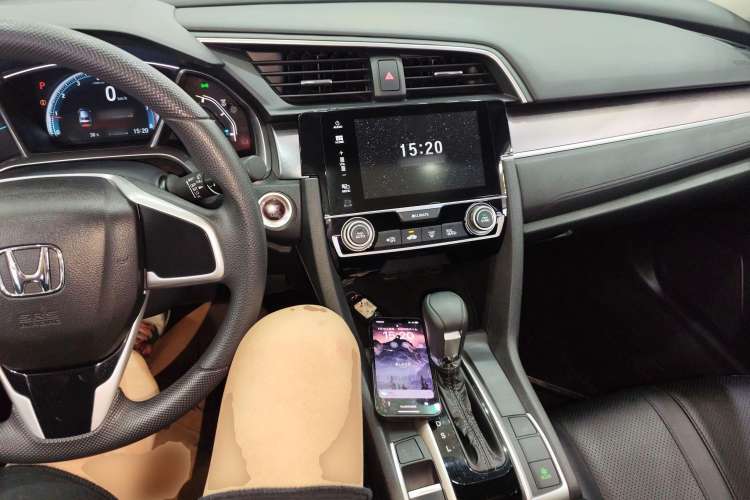 Used Honda Civic 2016 220TURBO CVT Luxury Edition