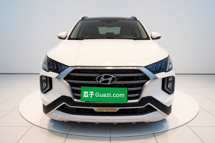Used Hyundai Tucson 2019 280TGDi Dual-Clutch Two-Wheel Drive Fashion Edition China VI Standard