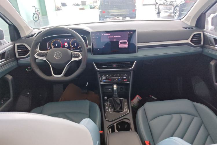 Used Volkswagen Tharu 2024 300TSI Two-Wheel-Drive Moon Luxury Edition Center Console