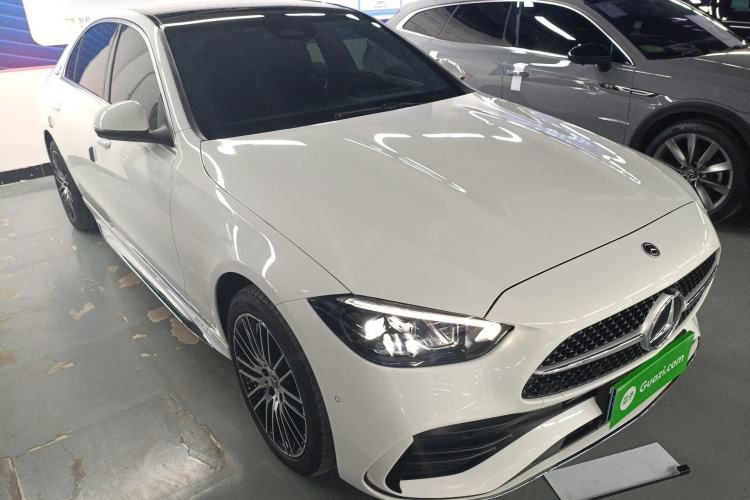 Used Mercedes-Benz C-Class 2025 C 260 L Sport Edition Front Right 45 Deg