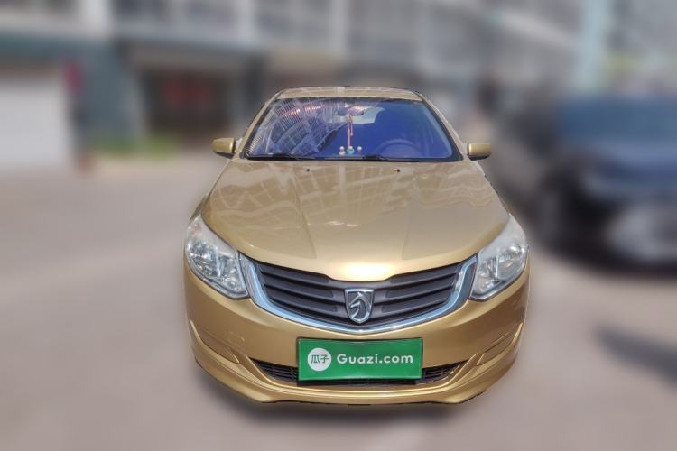 Used Baojun 610 2014 1.5L manual standard version