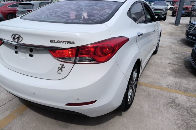 Used Hyundai Elantra (5th Generation / Langdong) 2015 1.6L Automatic Leading Model Exterior 3