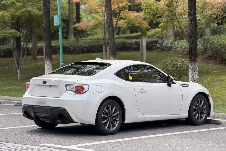 Used Subaru BRZ 2015 2.0i Manual Model
