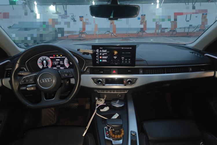 Used Audi A4L 2022 40 TFSI Luxury Dynamic Model

