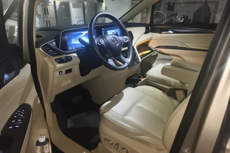 Used Buick GL8 2023 ES Lu Zun Deluxe Model
