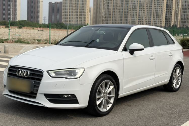 Used Audi A3 2014 Sportback 35 TFSI Automatic Comfort Model Guazi used car, China used car export, Used car for sale, Used cars, Cheapest cars for sale
