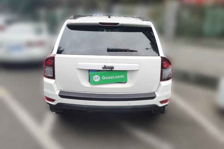 Used Jeep Compass 2013 2.4L four-wheel-drive sport version