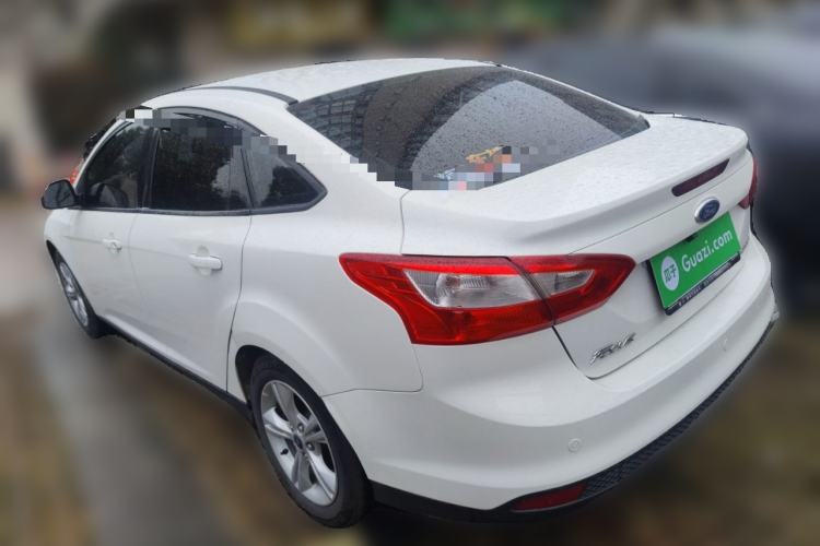 Used Ford Focus 2012 Sedan 1.6L Automatic Fashion Edition