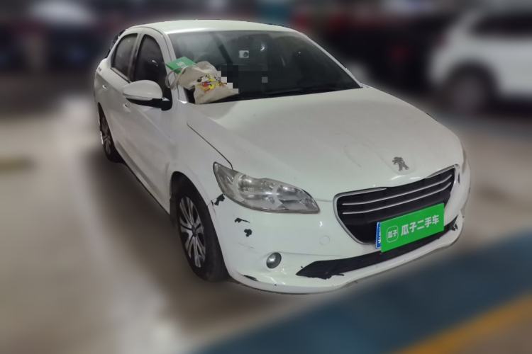 Used Peugeot 301 2014 1.6L Manual Comfort Edition Front Right 45 Deg