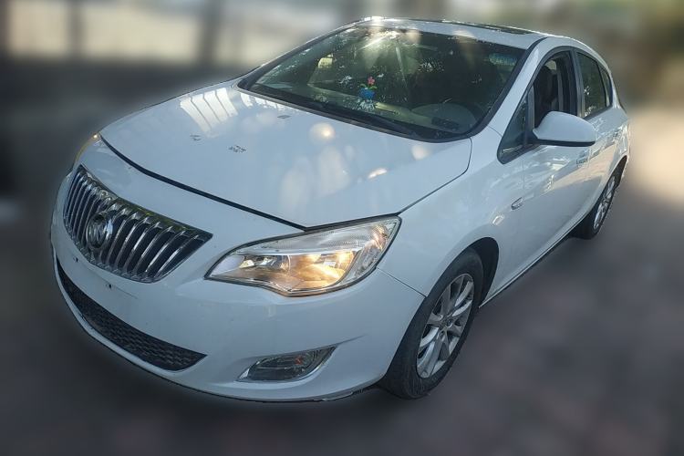 Used Buick GT 2010 XT 1.6L Manual Entry-Level Model