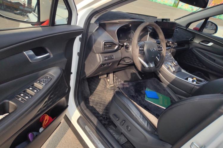 Used Hyundai Santa Fe 2023 Traveler 380T GDi Automatic Two-Wheel Drive GLX Elite Edition