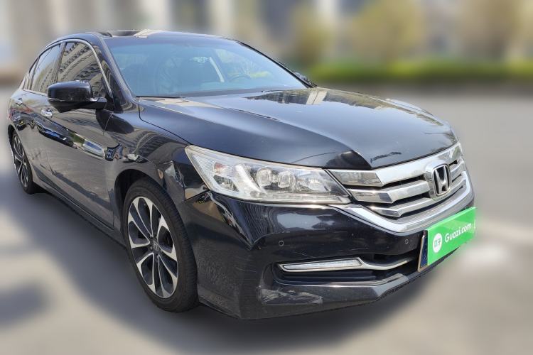 Used Honda Accord 2014 3.0L VTI Prestige Edition Front Right 45 Deg