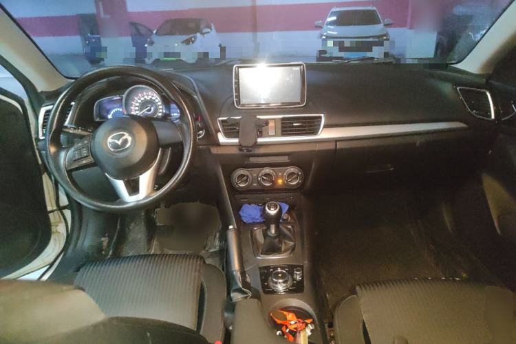 Used Mazda Mazda 3 Axela 2016 Sedan 1.5L Manual Comfort Model
