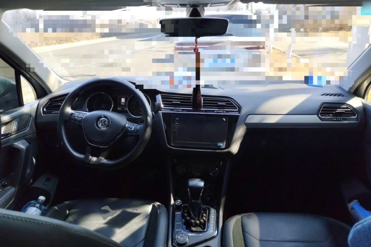 Used Volkswagen Tiguan L 2019 380TSI Automatic All-Wheel Drive Luxury Edition with 7 Seats China VI Standard