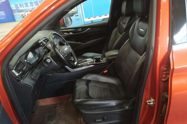 Used SAIC MAXUS D60 2019 1.5T Automatic Luxury Edition 5-seater