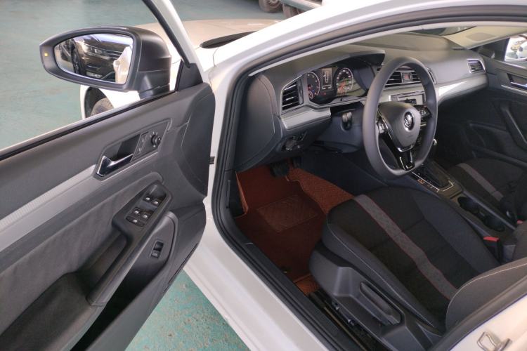 Used Volkswagen Lamando 2019 230TSI DSG Fashion Edition China VI