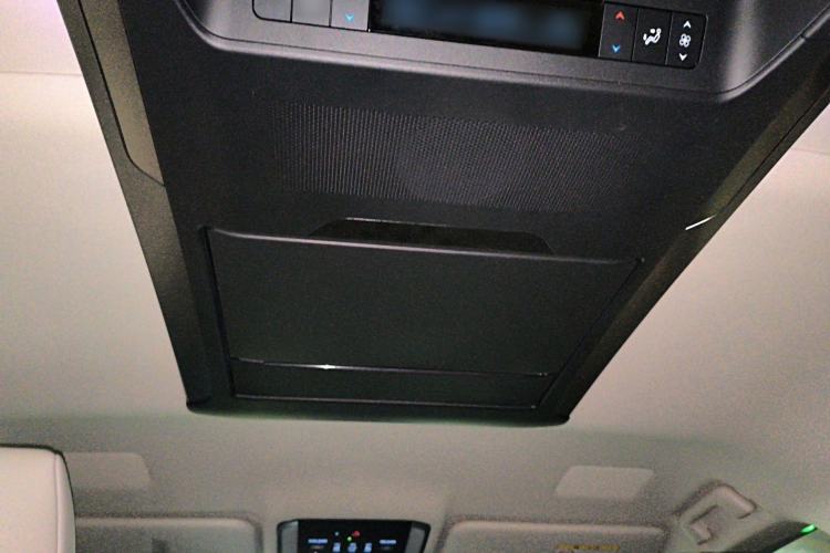 Used Lexus LM 2023 500h Six-Seater Prestige Edition