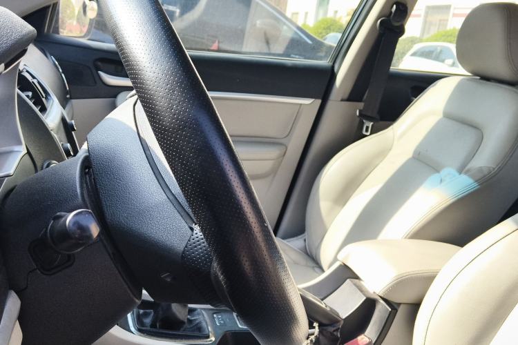 Used Geely Auto Emgrand 2014 Sedan 1.5L Manual Elite Model Left Front Seat