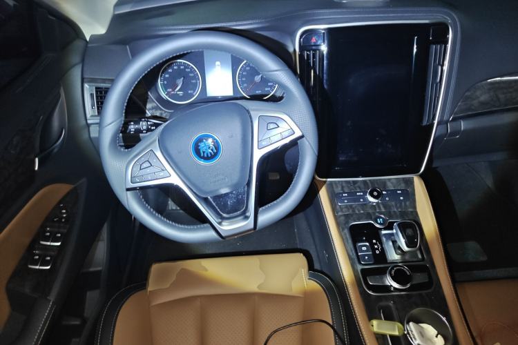 Used BYD Qin New Energy 2017 1.5T Luxury Model Steering Wheel