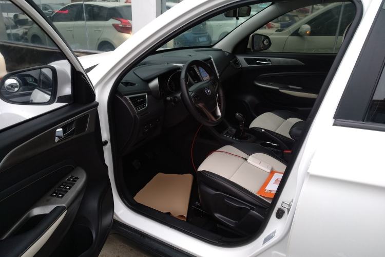 Used CHANGAN CS35 2017 1.6L Manual Luxury Model Left Front Seat