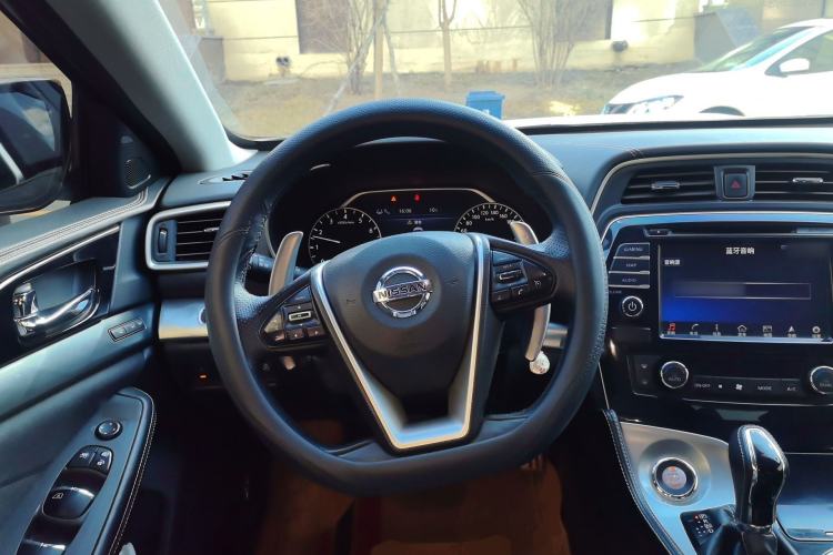 Used Nissan Maxima 2016 2.5L XV Ultimate Edition Steering Wheel