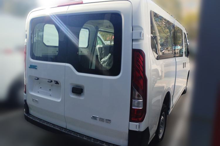 Used JMC E Fushun 2025 Model, Open Window Version, 41.86 kWh, Short Axle, Low-roof
