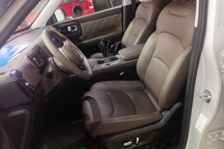 Used Wuling Starlight 560 2026 1.5T CVT Elite Edition Left Front Seat