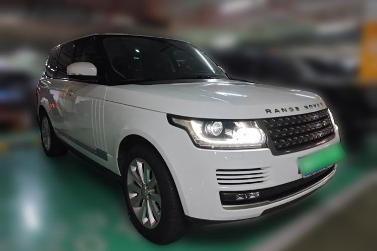 Used Land Rover Range 2016 3.0 SC V6 Vogue Front Right 45 Deg