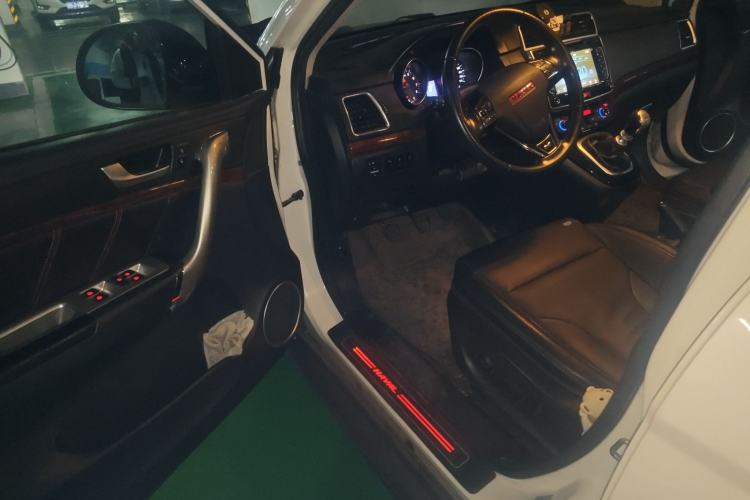 Used Haval H6 2014 Sport Version 1.5T Manual Two-Wheel Drive Elite Edition
