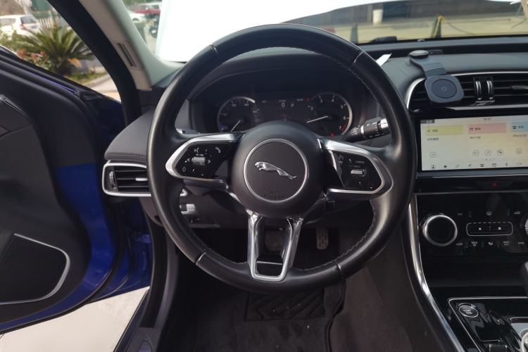 Used Jaguar XEL 2020 2.0T 200 PS S Advanced Elegance Edition
