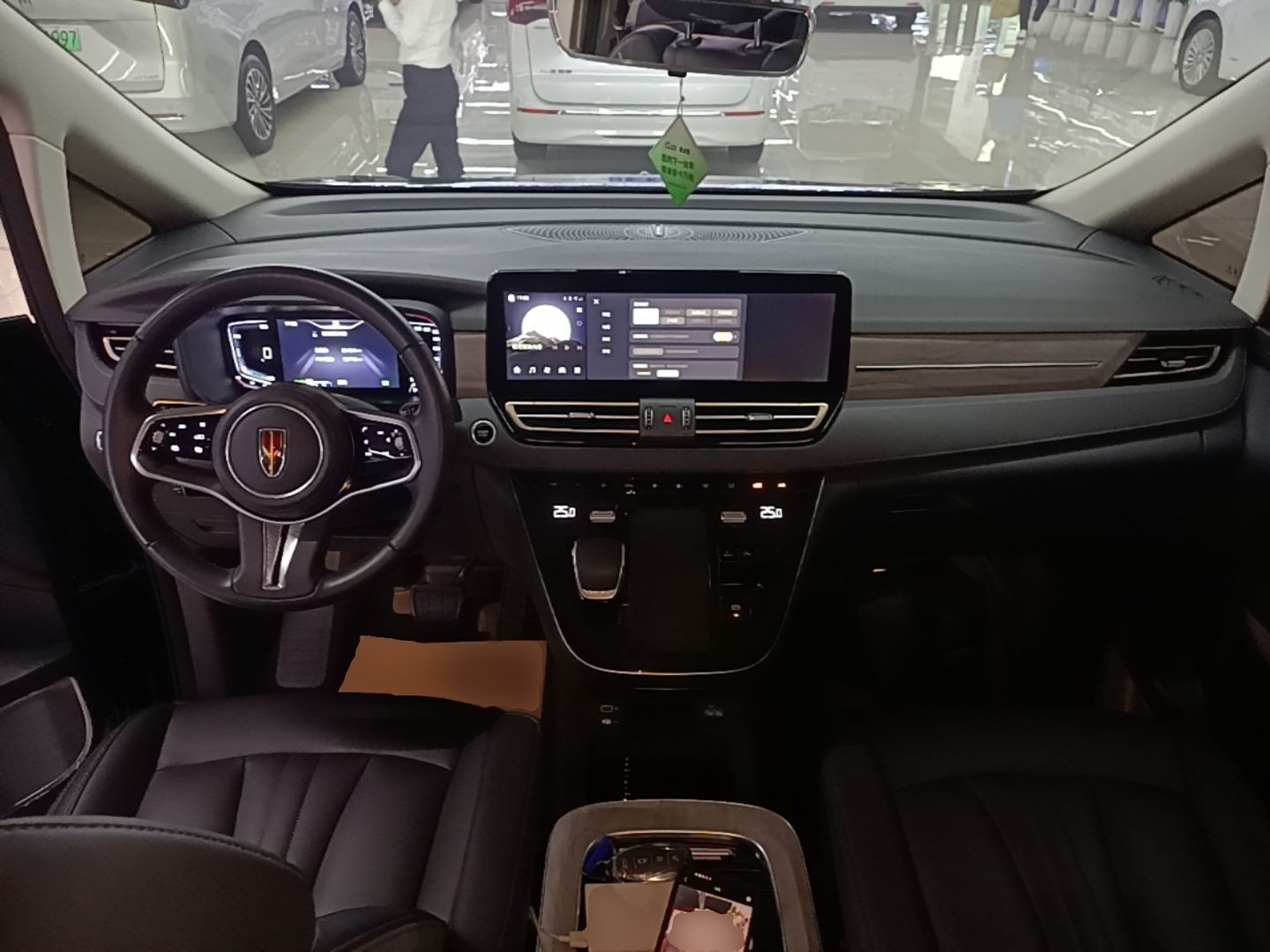 Hongqi HQ9 PHEV 2024 2.0T Four-Wheel Drive Business Edition — снимка 12