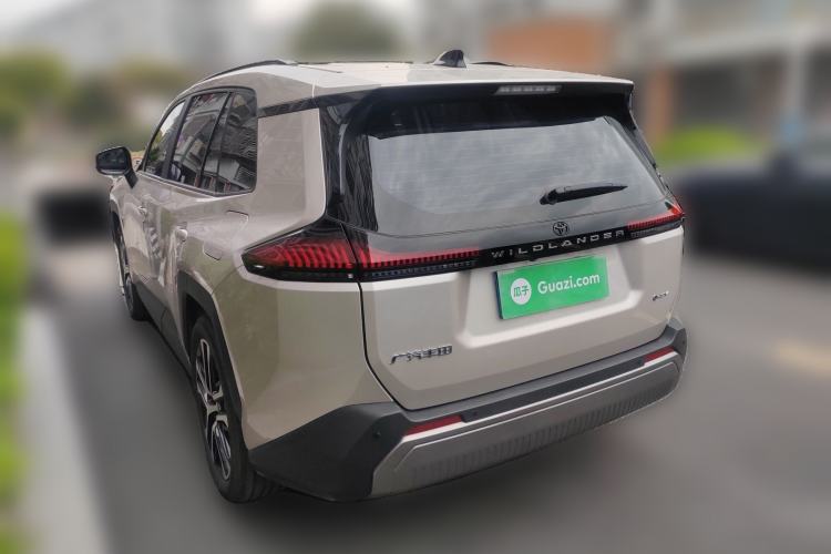 Used Toyota Wildlander 2026 Model 2.0L Smart Electric Hybrid Dual-Engine PRO+