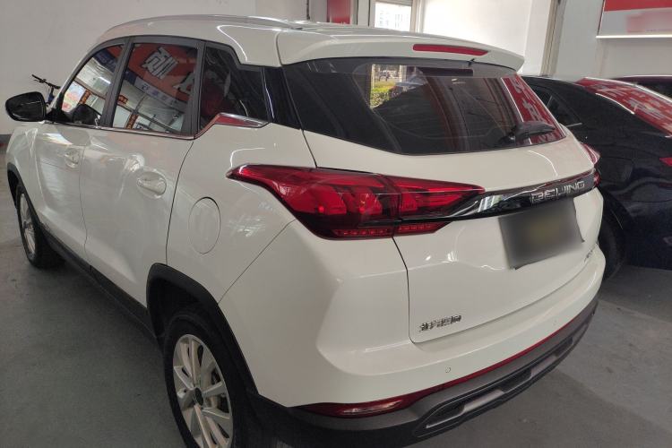 Used BAIC Beijing X3 2021 1.5T Manual Glory Edition
