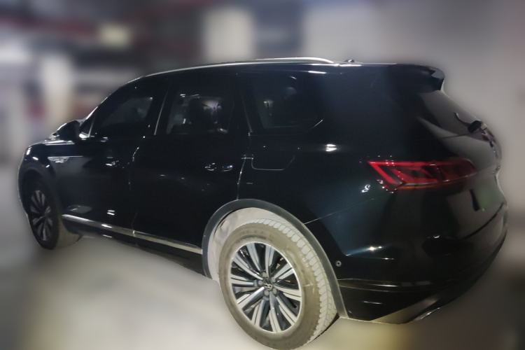 Used Volkswagen Touareg New Energy 2021 eHybrid Rear Left 45 Deg