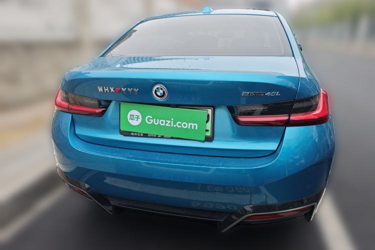 Used BMW i3 2023 eDrive 40 L Midnight Sports Package
