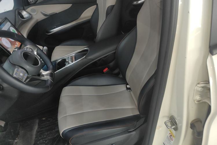 Used BYD Dolphin 2023 420 km Fashion Edition
