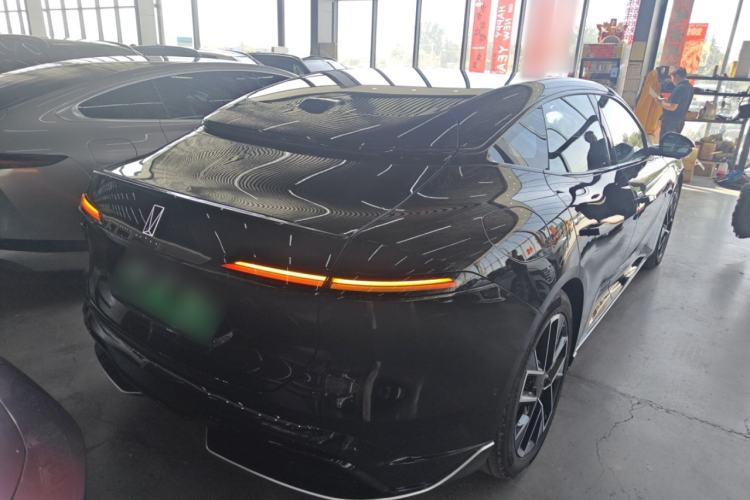 Used Avatr 06 2025 Pro Range-Extended Edition Rear Right 45 Deg