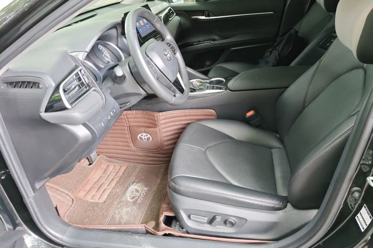 Used Toyota Camry 2022 2.0GVP Premier Edition
