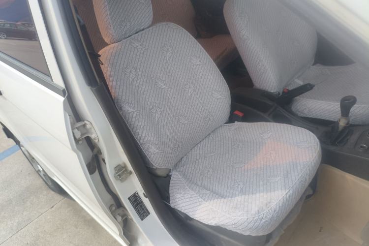 Used Wuling Hongguang 2015 1.5L S Basic Version China V Standard Right Front Seat