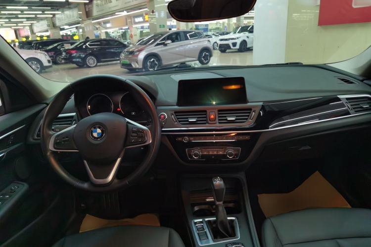 Used BMW 1 Series 2019 118i Fashion Model Center Console