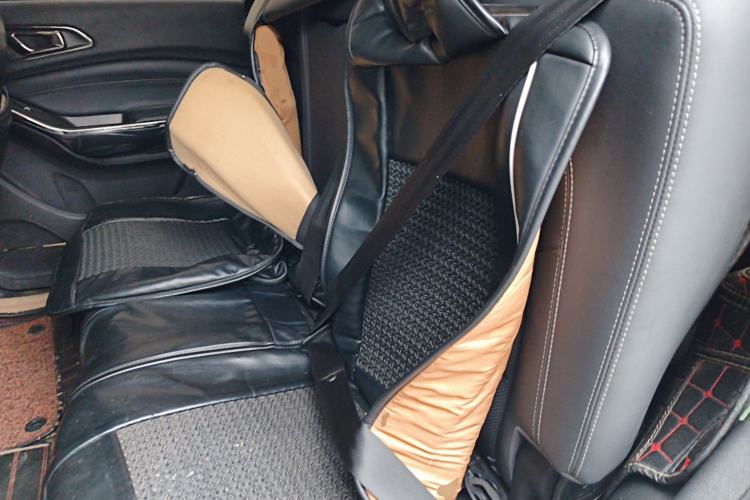 Used Chery Tiggo 8 2018 1.5 TCI Automatic Prestige 7-Seater Left Rear Seat