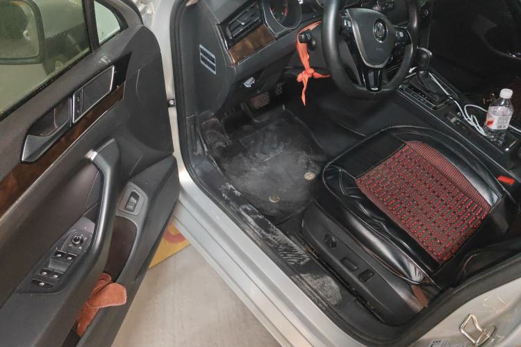 Used Volkswagen Magotan 2017 330TSI DSG Luxury Model